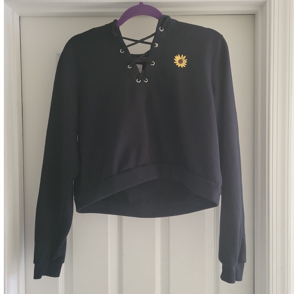 Cali 1850 Los Angeles Black Lace Up Sunflower Cropped Hoodie Sweatshirt Large